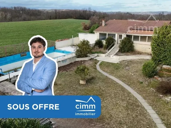 Ensemble de deux habitations sur les hauteurs de Saint-Barthélémy-de-Vals
