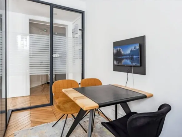 Bureaux 56 m²