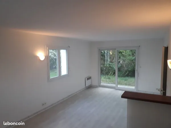 Location bureau dans centre paramedical