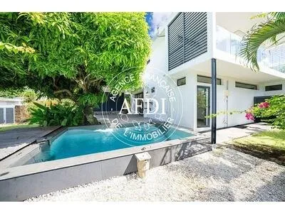 Exclusivité AFDI - Cluny : Villa d'Architecte Ultra-Contempor