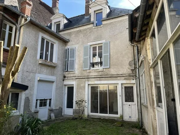 Maison Vente Bourges 6p 120m² 220500€