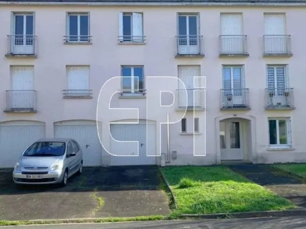 Réf 8133. Richelieu, Appartement T4 de 73 m², 1er étage sans