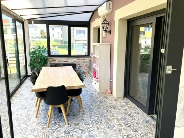 Maison 8 pièces 146 m²
