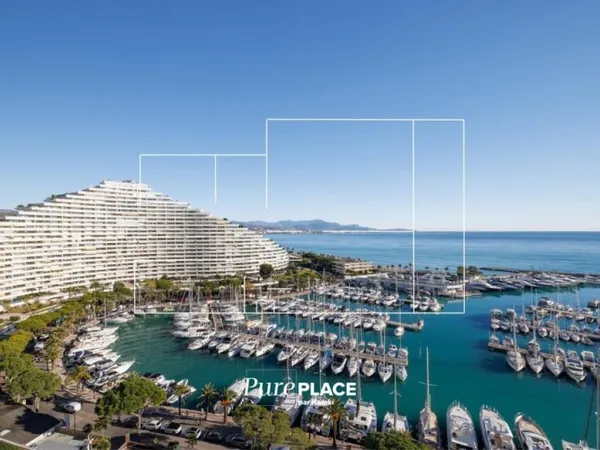 Appartement T2 de 53 m2 à Villeneuve-Loubet 06270, Avenue Jean M