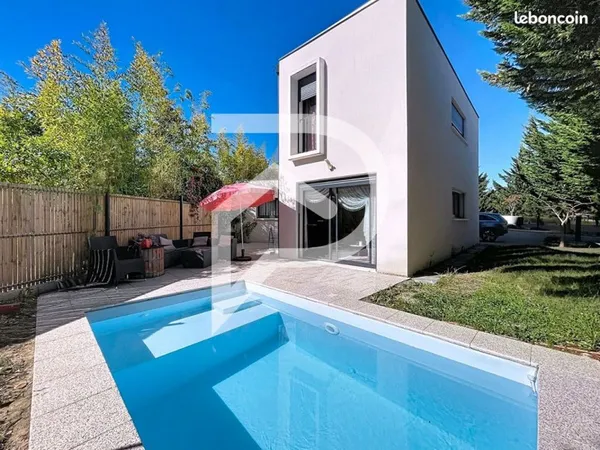 Villa 5 pièces 116 m²