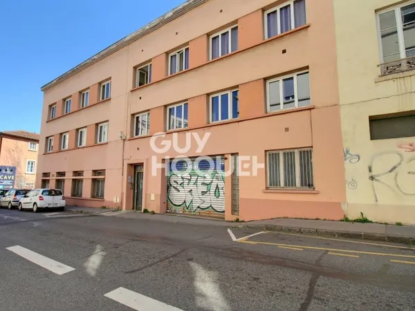 APPARTEMENT À VENDRE DE 7 PIÈCES DE 126,00 M²