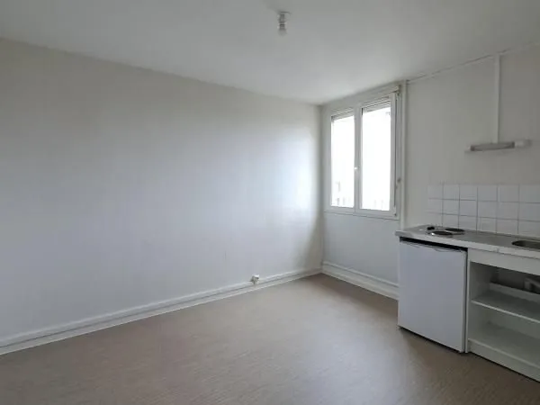 Studio 1 pièce 16 m²