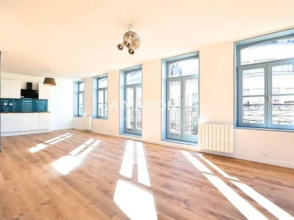 Duplex Lille hyper-centre 117m2