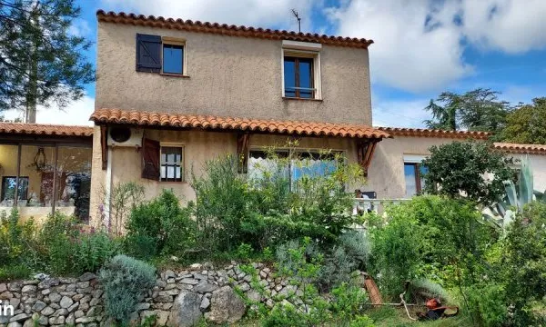 Villa avec vue