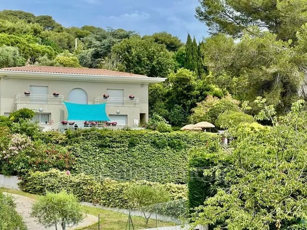 Le Cannet Tres belle villa moderne et récente vue mer 5P de 15