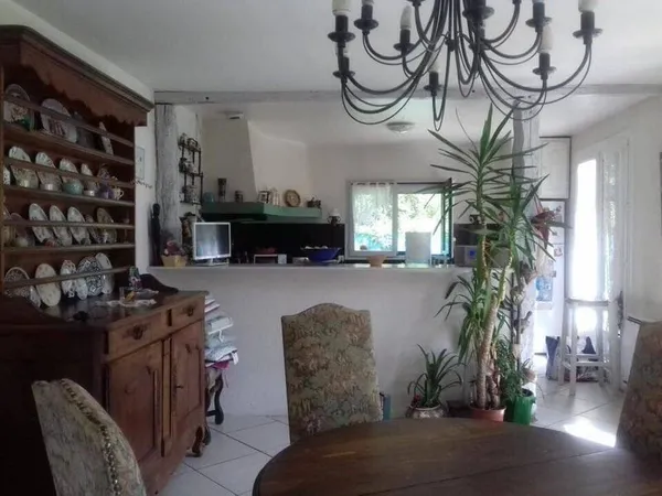 Studio 1 pièce 11 m²