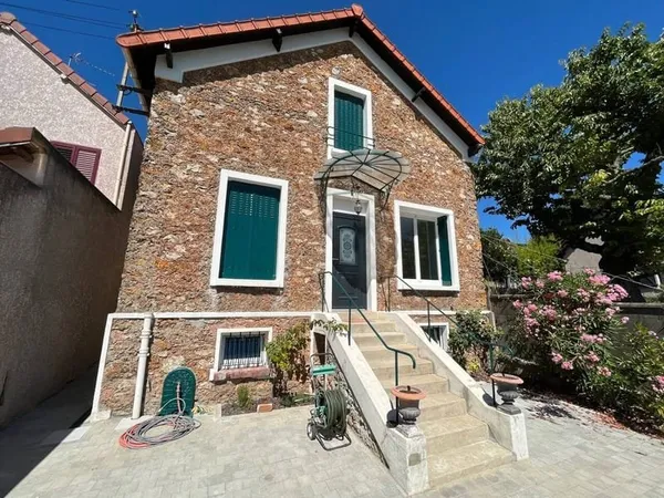 Maison 5 pièces 110 m²