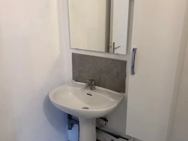 Mignon studio de 15m2 proche place de la liberté