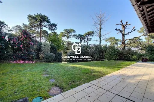 Maison 6 pièces 195 m²