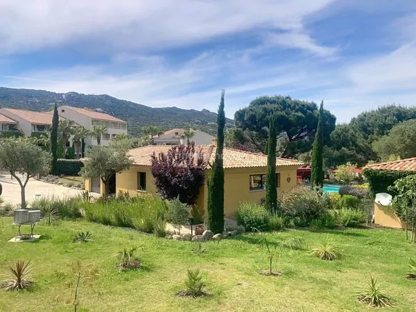 Magnifique villa avec piscine
