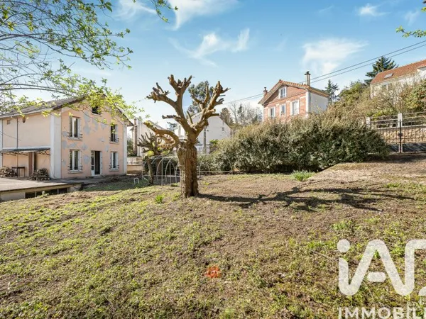 Terrain 370 m²