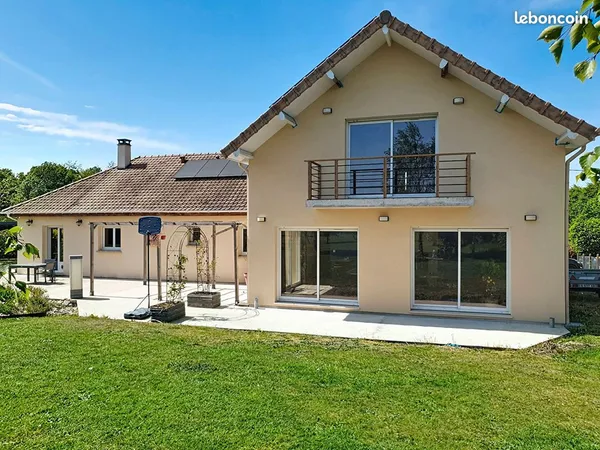 Maison 7 pièces 192 m²