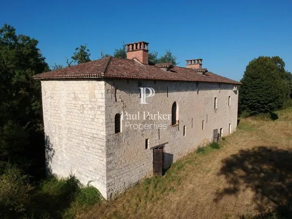 Maison de plain-pied 10 pièces 84 m²