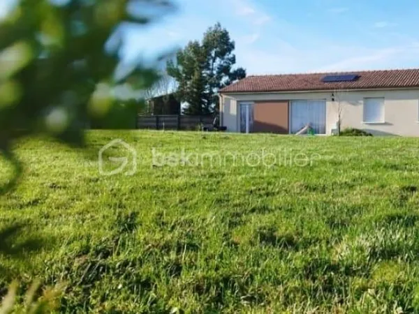Maison de 104 m² à Caumont-sur-Garonne