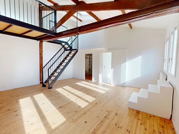 Loft avec terrasse !