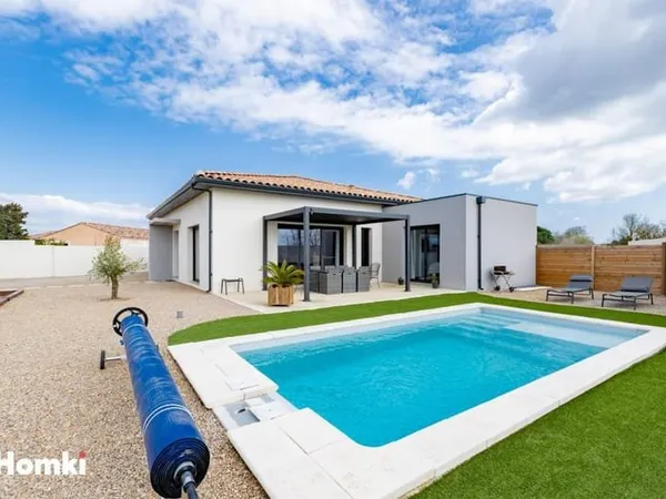 EXCLUSIVITÉ - Maison contemporaine de plain-pied - 123 m2 avec piscine et double garage