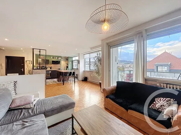 Appartement 5 pièces 107 m²