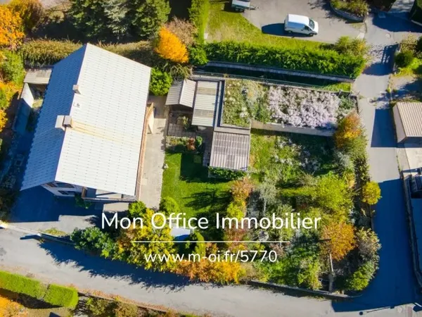 Référence : 5770-BAU - Maison 210m² à Guillestre - Terrain plat 954m²