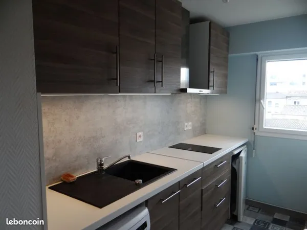 Appartement lumineux rue des sablière