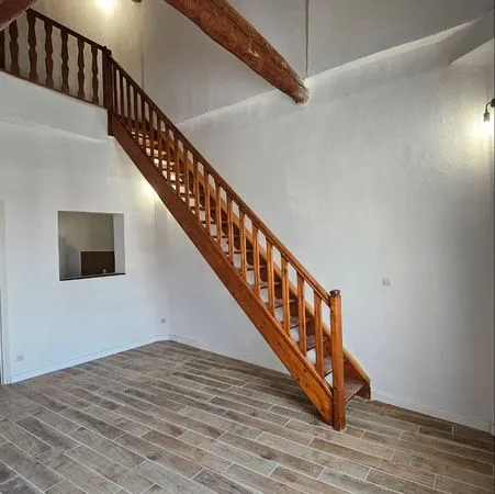 Grand appartement T4 Duplex - 104 m²