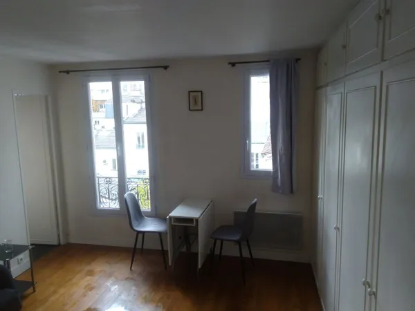 Loue appartement meublé