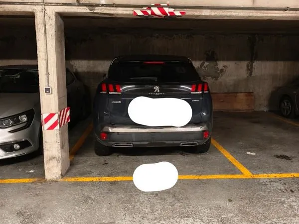 Place de parking a louer