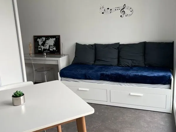 Studio meublé