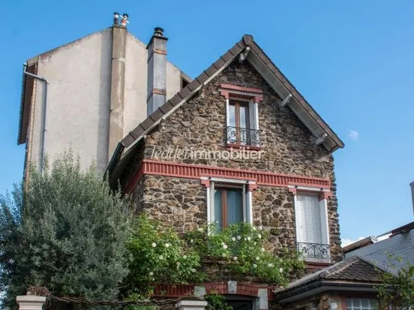 Vends maison - 81.48m² - 4 pièces, 3 chambres - Saint Ouen 93400