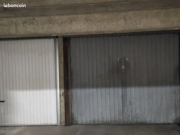 Garage/box