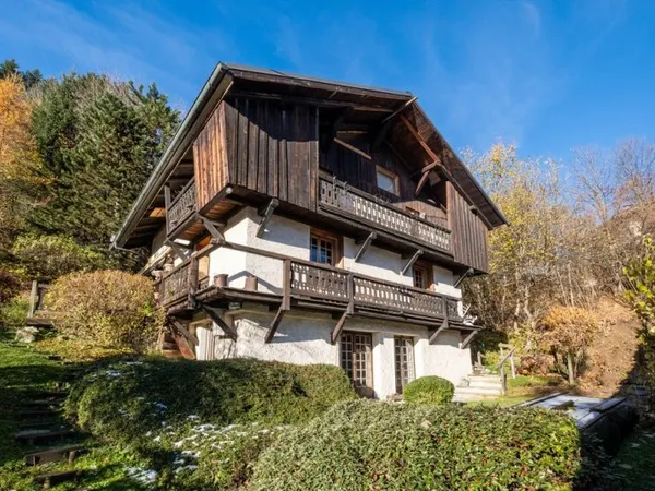 Maison de luxe 9 pièces 168 m²