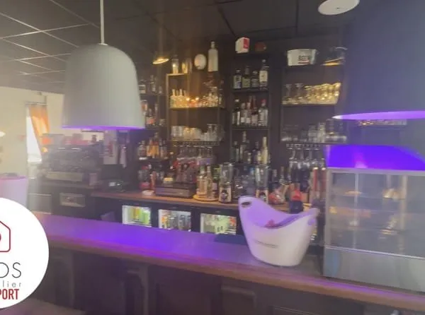 Fonds de commerce restaurant-hôtel