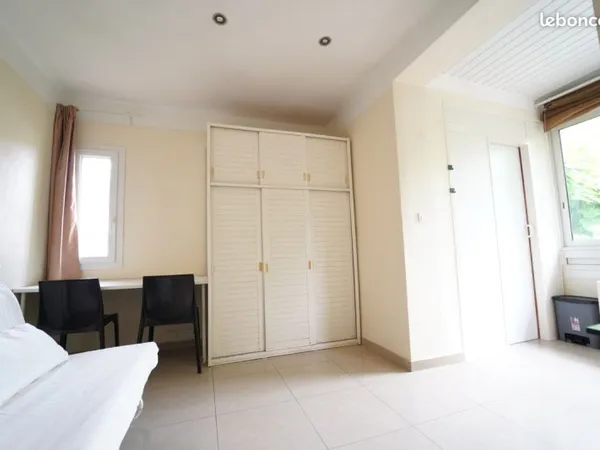 Studio meuble dans villa montpellier