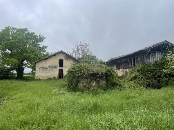 Maison 6 pièces 247 m²