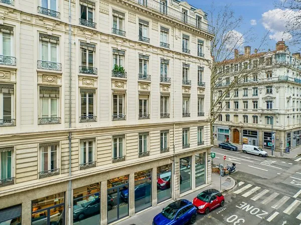 Lyon 6EME - Edgard Quinet: Un appartement familial rénové de