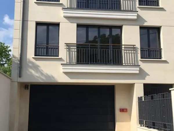 Stationnement Location Saint-Maur-des-Fossés   105€