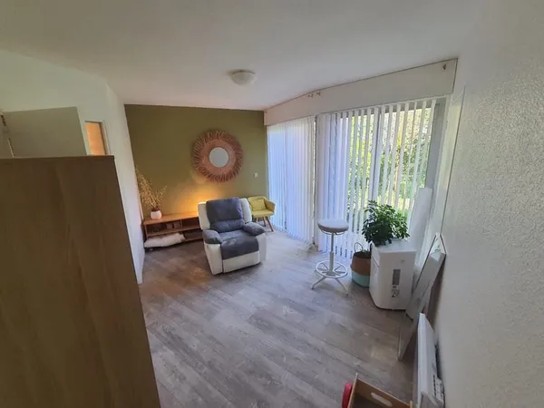 Local commercial
