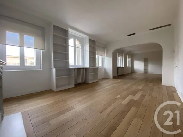 Duplex 6 pièces 191 m²