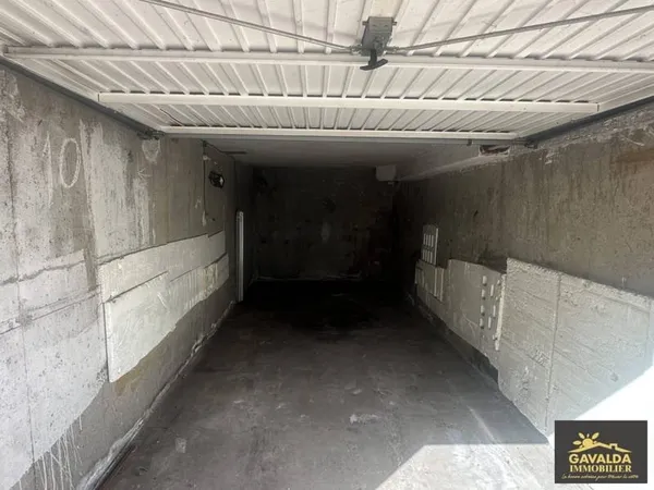 Parking 15 m²