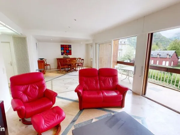 Appartement de type 4 de 112 m² avec Terrasse Plein Sud et Vue Panoramique à Bagnères-de-Luchon
