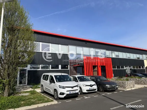 Local d'activité 380 m²