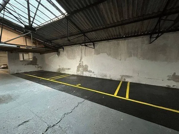 Parking 15 m²