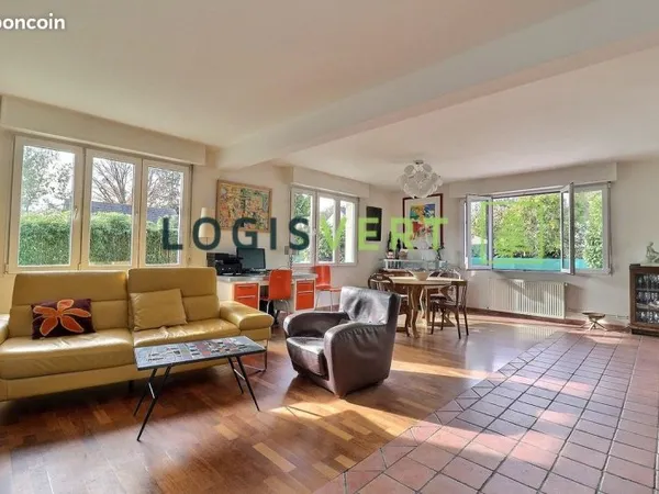 Maison 6 pièces 159 m²
