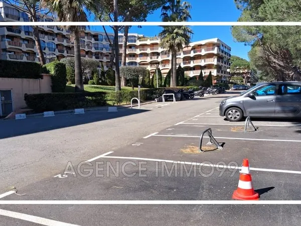 PARKING EXTERIEUR 12,5 M² : LES 3 RIVIERES