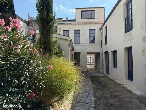 Appartement 4 pièces 108 m²