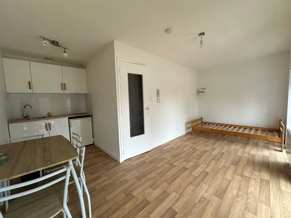 Studio 1 pièce 21 m²
